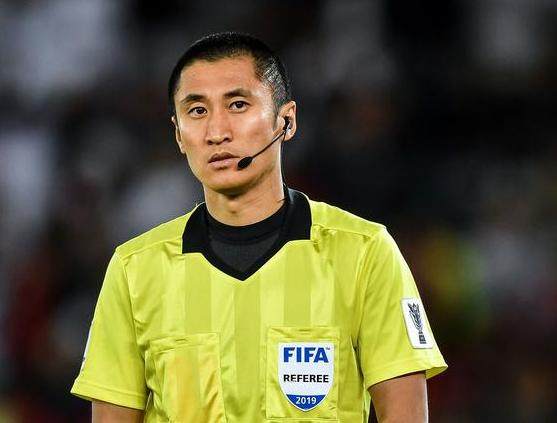 中国裁判组再度现身12强赛 马宁领衔赴伊拉克执法